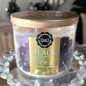 Black Tie Bath and Body Works Candle 🕯